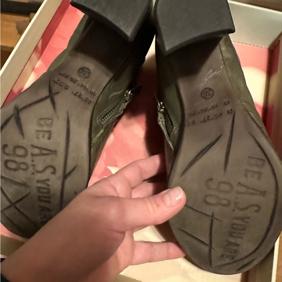 AS.98 green heeled booties - Picture 11 of 14